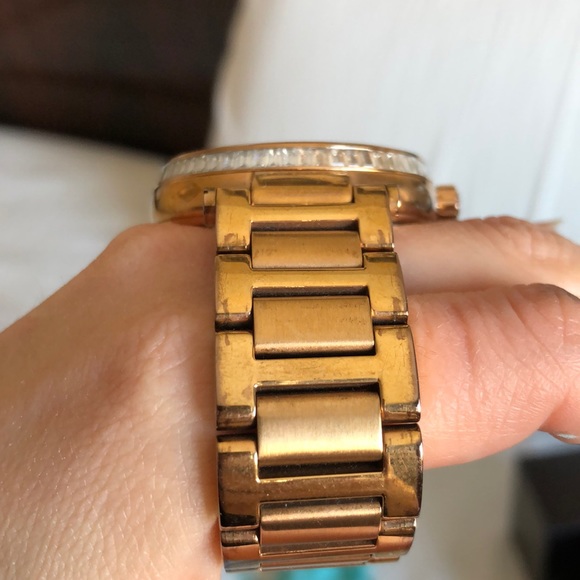 MICHAEL KORS ROSE GOLD DIAMOND FACE WATCH - Picture 6 of 10